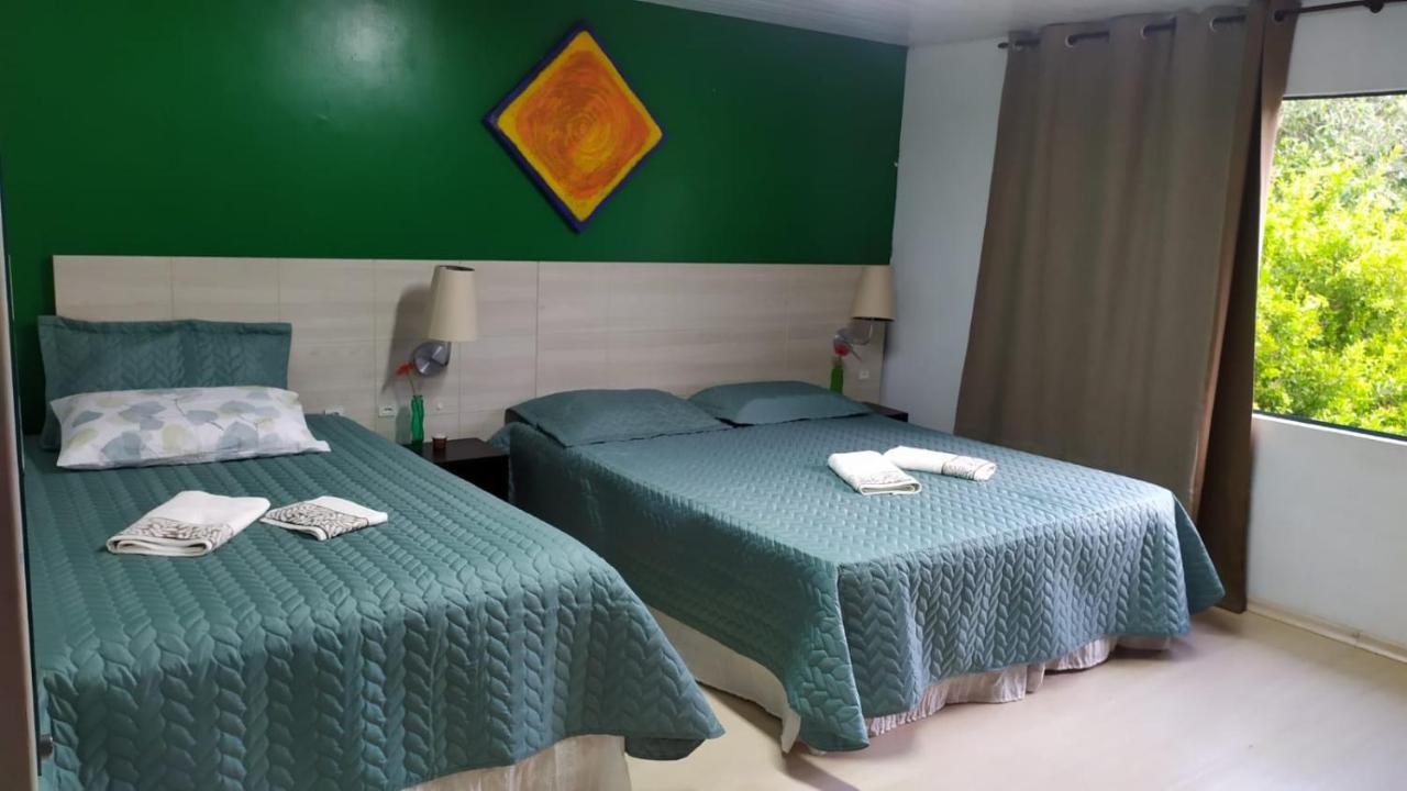Casa Klos - Quartos Amplos Κουριτίμπα Εξωτερικό φωτογραφία