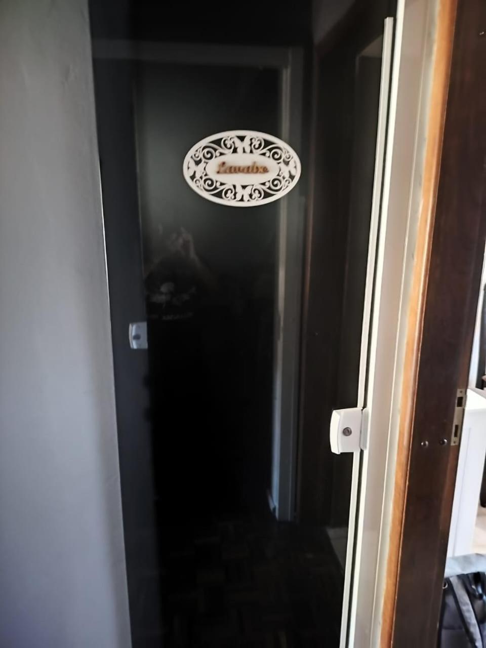 Casa Klos - Quartos Amplos Κουριτίμπα Εξωτερικό φωτογραφία